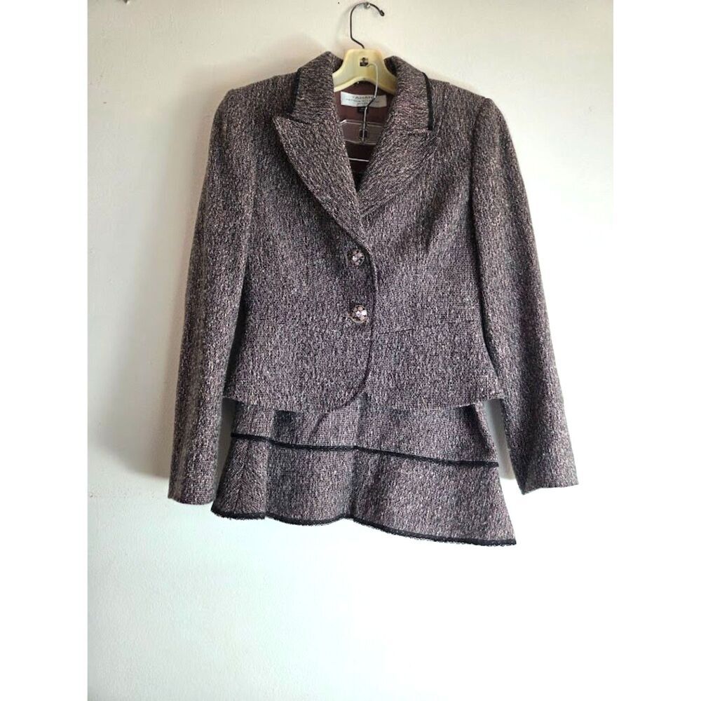 Tahari Brown w/Black Lace Trim Tweed Wool 2 Piece Suit Blazer & Skirt size 4P
